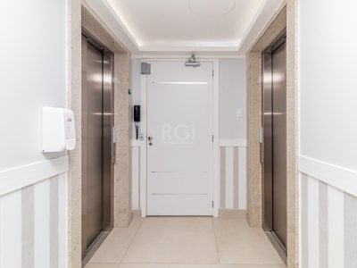 Apartamento à venda com 76m², 3 quartos, 1 suíte, 2 vagas no bairro Higienópolis em Porto Alegre - Foto 22