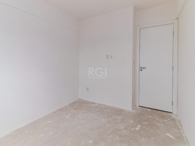 Apartamento à venda com 76m², 3 quartos, 1 suíte, 2 vagas no bairro Higienópolis em Porto Alegre - Foto 33