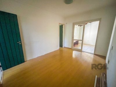 Casa Condominio à venda com 253m², 3 quartos, 3 suítes, 2 vagas no bairro Ipanema em Porto Alegre - Foto 12