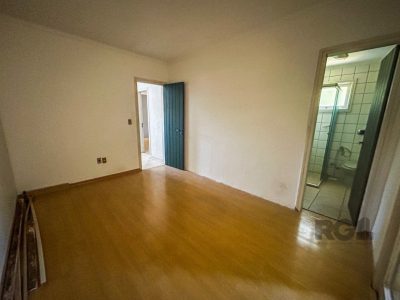 Casa Condominio à venda com 253m², 3 quartos, 3 suítes, 2 vagas no bairro Ipanema em Porto Alegre - Foto 29