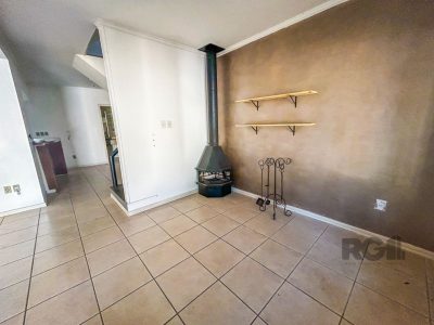 Casa Condominio à venda com 253m², 3 quartos, 3 suítes, 2 vagas no bairro Ipanema em Porto Alegre - Foto 4