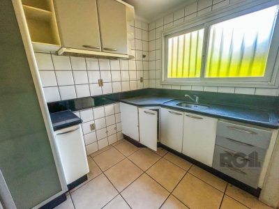 Casa Condominio à venda com 253m², 3 quartos, 3 suítes, 2 vagas no bairro Ipanema em Porto Alegre - Foto 7