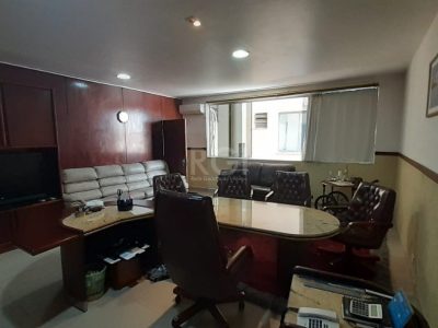 Conjunto/Sala à venda com 157m² no bairro Centro Histórico em Porto Alegre - Foto 3