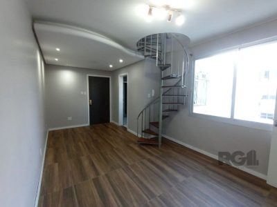 Cobertura à venda com 139m², 2 quartos, 2 vagas no bairro Rio Branco em Porto Alegre - Foto 2