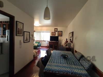 Apartamento à venda com 105m², 2 quartos, 2 vagas no bairro Tristeza em Porto Alegre - Foto 2