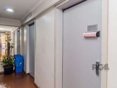 Apartamento à venda com 87m², 3 quartos no bairro Centro Histórico em Porto Alegre - Foto 17