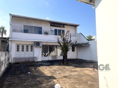 Casa à venda com 196m², 4 quartos, 6 vagas no bairro Passo d'Areia em Porto Alegre - Foto 16