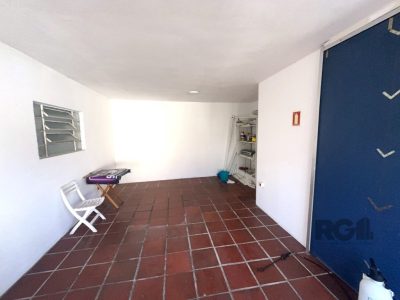 Casa à venda com 196m², 4 quartos, 6 vagas no bairro Passo d'Areia em Porto Alegre - Foto 17