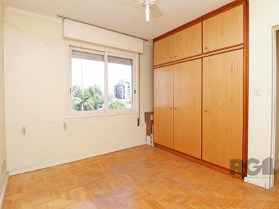 Apartamento à venda com 109m², 3 quartos, 1 suíte, 1 vaga no bairro Auxiliadora em Porto Alegre - Foto 4