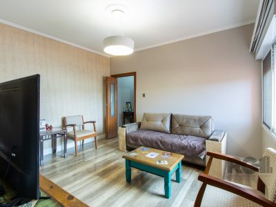 Apartamento à venda com 67m², 2 quartos no bairro Medianeira em Porto Alegre - Foto 7