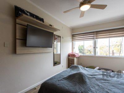 Apartamento à venda com 67m², 2 quartos no bairro Medianeira em Porto Alegre - Foto 15