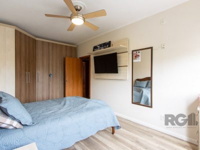 Apartamento à venda com 67m², 2 quartos no bairro Medianeira em Porto Alegre - Foto 16