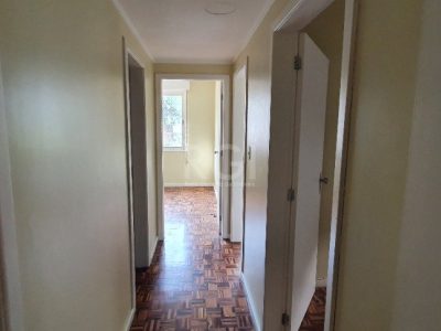 Apartamento à venda com 93m², 3 quartos, 1 suíte, 1 vaga no bairro Petrópolis em Porto Alegre - Foto 9