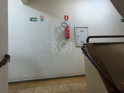 Apartamento à venda com 93m², 3 quartos, 1 suíte, 1 vaga no bairro Petrópolis em Porto Alegre - Foto 24