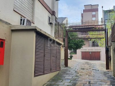 Apartamento à venda com 93m², 3 quartos, 1 suíte, 1 vaga no bairro Petrópolis em Porto Alegre - Foto 25