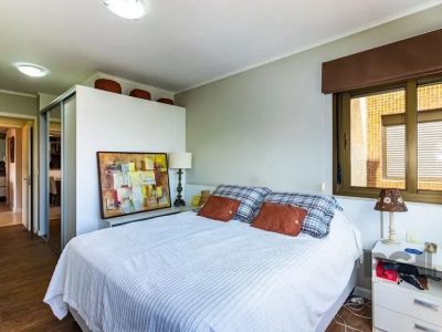 Apartamento à venda com 85m², 2 quartos, 2 suítes, 2 vagas no bairro Auxiliadora em Porto Alegre - Foto 11