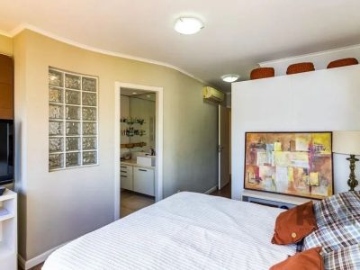 Apartamento à venda com 85m², 2 quartos, 2 suítes, 2 vagas no bairro Auxiliadora em Porto Alegre - Foto 14