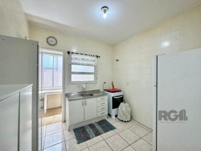 Apartamento à venda com 73m², 2 quartos, 1 suíte no bairro Centro em Capão da Canoa - Foto 4