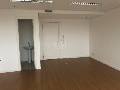 Conjunto/Sala à venda com 32m², 1 vaga no bairro Praia de Belas em Porto Alegre - Foto 4