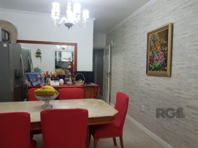 Casa à venda com 280m², 4 quartos, 4 vagas no bairro Santana em Porto Alegre - Foto 9