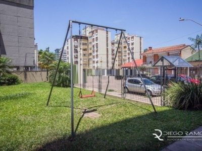 Cobertura à venda com 193m², 3 quartos, 1 suíte, 2 vagas no bairro Menino Deus em Porto Alegre - Foto 37