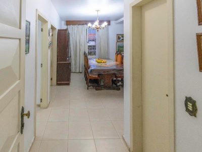 Casa à venda com 231m², 4 quartos, 1 suíte, 3 vagas no bairro Tristeza em Porto Alegre - Foto 5