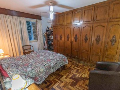 Casa à venda com 231m², 4 quartos, 1 suíte, 3 vagas no bairro Tristeza em Porto Alegre - Foto 23