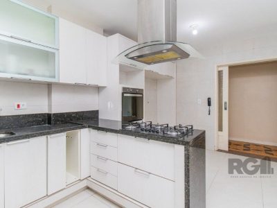 Apartamento à venda com 143m², 3 quartos, 1 suíte, 1 vaga no bairro Moinhos de Vento em Porto Alegre - Foto 8