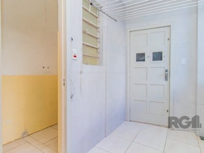 Apartamento à venda com 143m², 3 quartos, 1 suíte, 1 vaga no bairro Moinhos de Vento em Porto Alegre - Foto 19