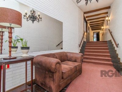 Apartamento à venda com 143m², 3 quartos, 1 suíte, 1 vaga no bairro Moinhos de Vento em Porto Alegre - Foto 23