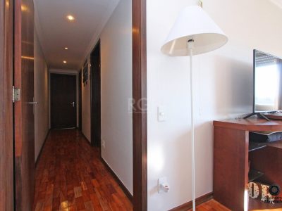 Apartamento à venda com 90m², 2 quartos, 1 suíte, 1 vaga no bairro Menino Deus em Porto Alegre - Foto 12