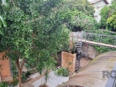 Casa à venda com 360m², 4 quartos, 2 suítes, 5 vagas no bairro Chácara das Pedras em Porto Alegre - Foto 27