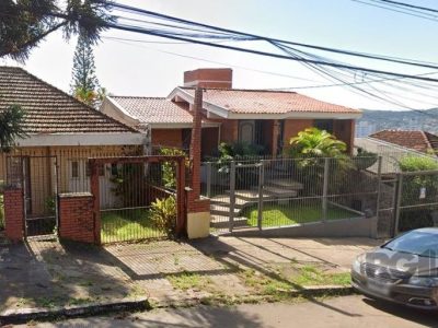 Casa à venda com 211m², 4 quartos, 2 vagas no bairro Jardim do Salso em Porto Alegre - Foto 2