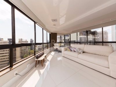 Apartamento à venda com 258m², 3 quartos, 3 suítes, 3 vagas no bairro Bela Vista em Porto Alegre - Foto 2