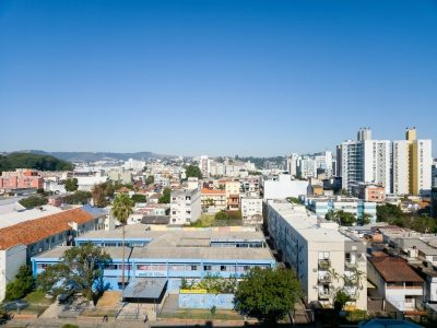 Apartamento à venda com 71m², 2 quartos, 1 suíte, 1 vaga no bairro Azenha em Porto Alegre - Foto 7