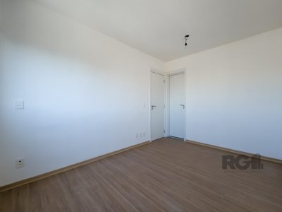 Apartamento à venda com 71m², 2 quartos, 1 suíte, 1 vaga no bairro Azenha em Porto Alegre - Foto 15