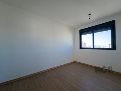 Apartamento à venda com 71m², 2 quartos, 1 suíte, 1 vaga no bairro Azenha em Porto Alegre - Foto 16