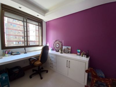 Apartamento à venda com 180m², 4 quartos, 3 suítes, 2 vagas no bairro Centro Histórico em Porto Alegre - Foto 23