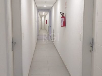 Apartamento à venda com 85m², 2 quartos, 1 suíte, 2 vagas no bairro Tristeza em Porto Alegre - Foto 13