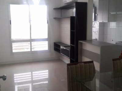 Apartamento à venda com 52m², 2 quartos, 1 suíte, 1 vaga no bairro Santana em Porto Alegre - Foto 4