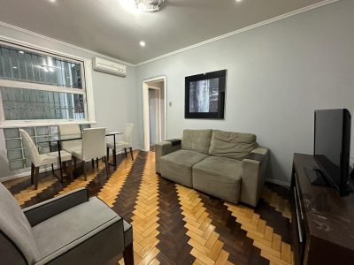 Apartamento à venda com 48m², 2 quartos, 1 vaga no bairro Centro Histórico em Porto Alegre - Foto 4