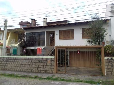 Casa à venda com 293m², 3 quartos, 1 suíte, 4 vagas no bairro Partenon em Porto Alegre - Foto 11