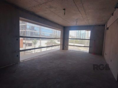 Apartamento à venda com 108m², 3 quartos, 1 suíte, 2 vagas no bairro Higienópolis em Porto Alegre - Foto 5