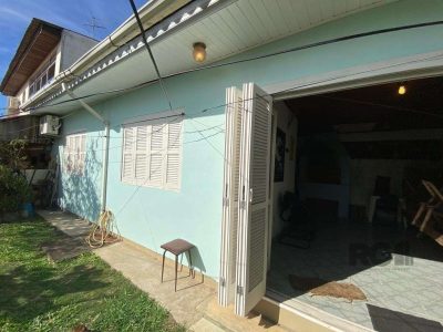 Casa à venda com 169m², 3 quartos, 1 suíte, 2 vagas no bairro Vila Ipiranga em Porto Alegre - Foto 18