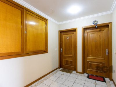 Apartamento à venda com 81m², 3 quartos, 1 suíte no bairro Menino Deus em Porto Alegre - Foto 4