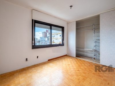 Apartamento à venda com 156m², 4 quartos, 1 suíte, 1 vaga no bairro Auxiliadora em Porto Alegre - Foto 10