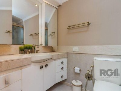 Apartamento à venda com 138m², 3 quartos, 1 suíte, 1 vaga no bairro Três Figueiras em Porto Alegre - Foto 15