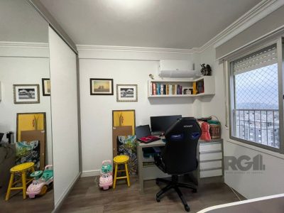 Apartamento à venda com 79m², 3 quartos, 1 suíte no bairro Cristal em Porto Alegre - Foto 24