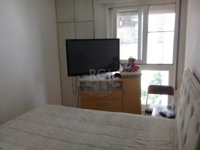 Apartamento à venda com 55m², 2 quartos no bairro Medianeira em Porto Alegre - Foto 13