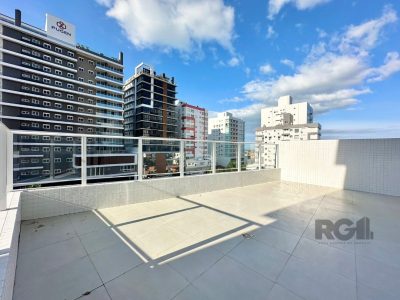 Apartamento à venda com 100m², 3 quartos, 3 suítes no bairro Centro em Capão da Canoa - Foto 2